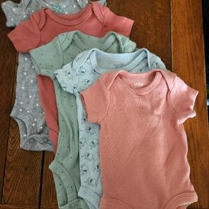 Assorted Color Baby Bodysuits Set